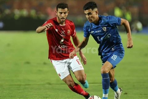 "لم أشعر أني أجنبي ولنا عودة".. بنشرقي يودع الزمالك برسالة عاطفية